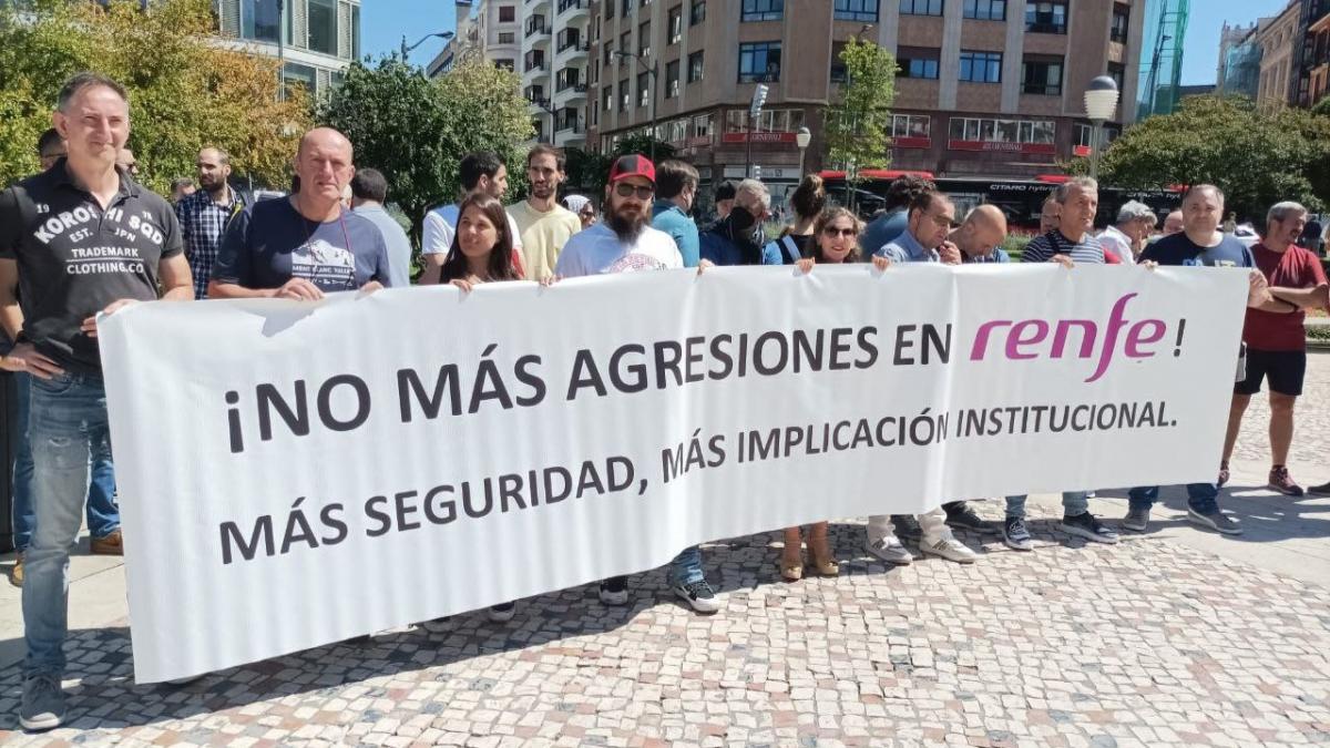 Concentración frente a la Subdelegación del Gobierno en Bilbao.