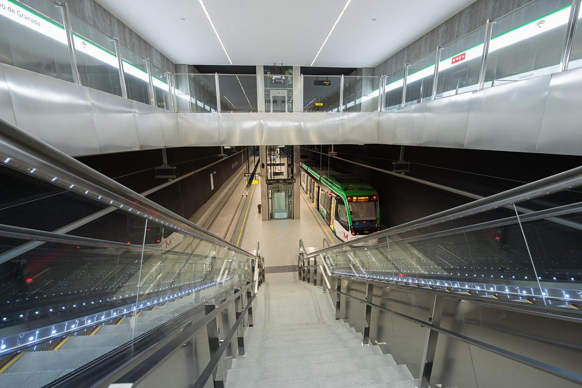 Parada del metro de Granada